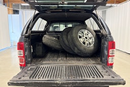 harmaa Ford Ranger 2013 kuva 25.