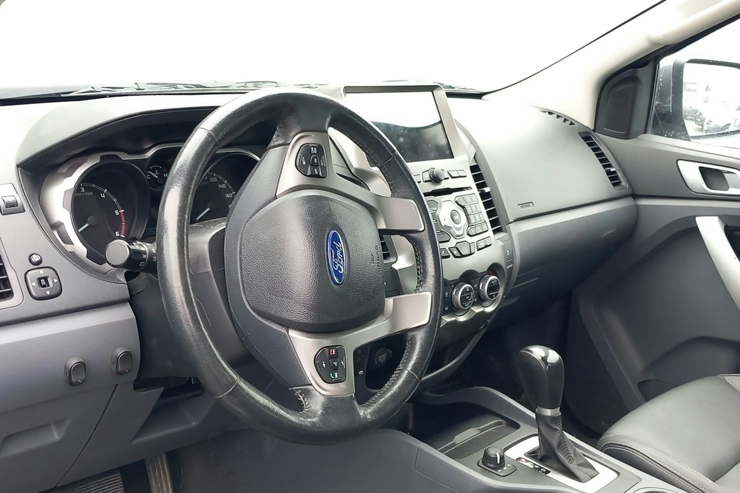 Sininen Ford RANGER 2013 kuva 3.