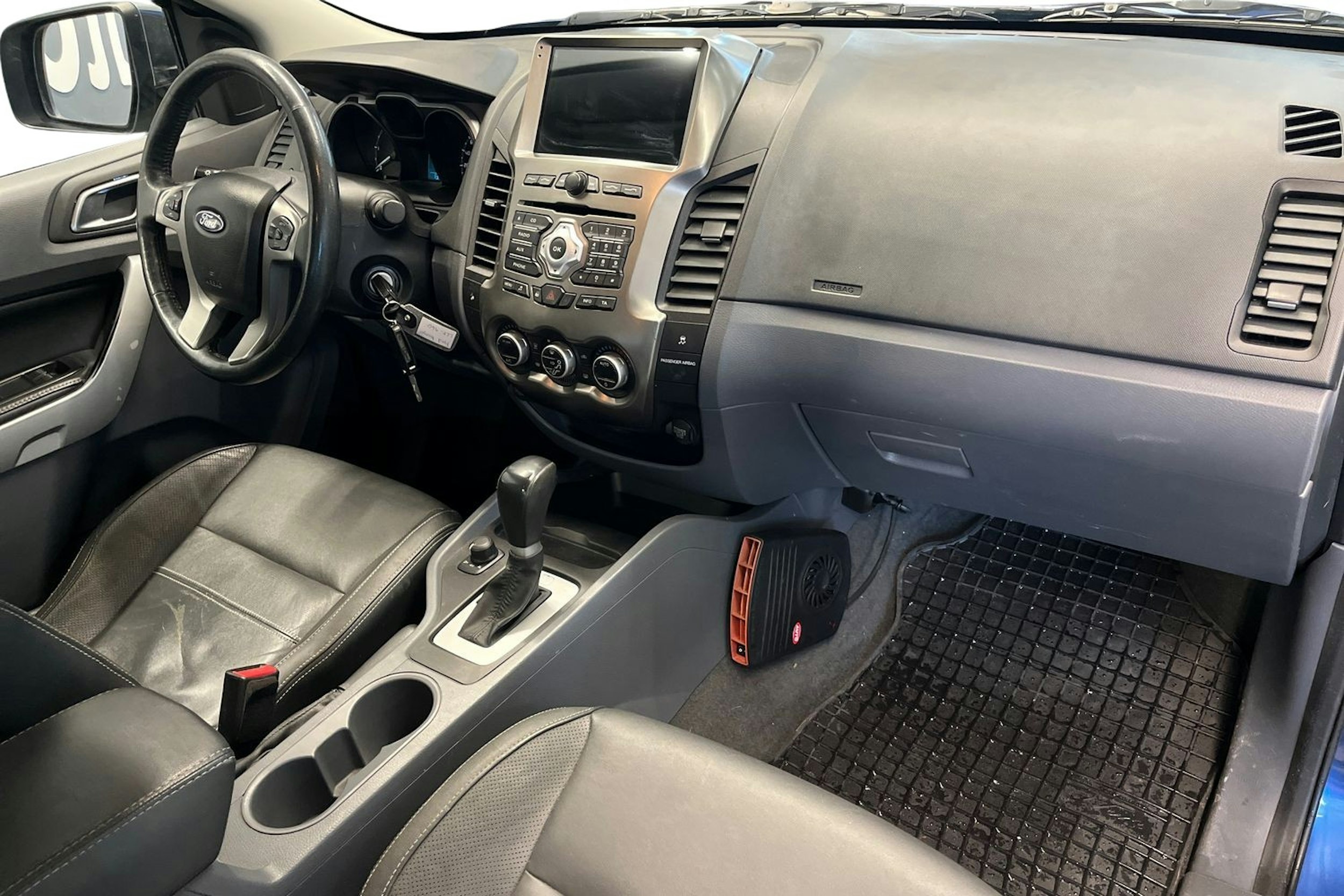 Sininen Ford Ranger 2013 kuva 9.