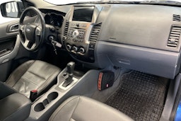 Sininen Ford Ranger 2013 kuva 9.