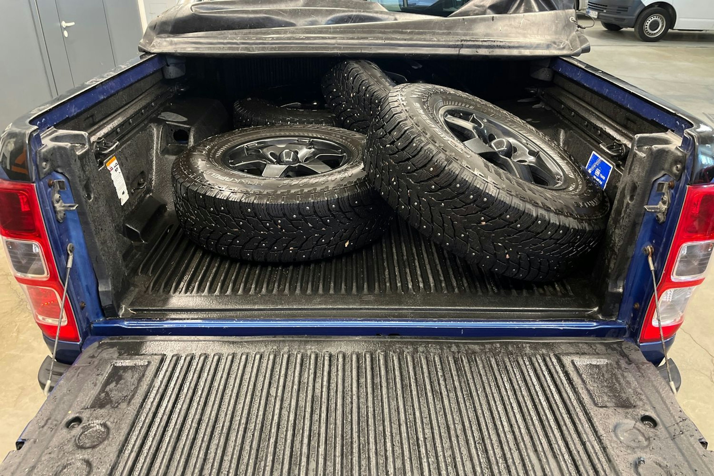 Sininen Ford Ranger 2013 kuva 13.