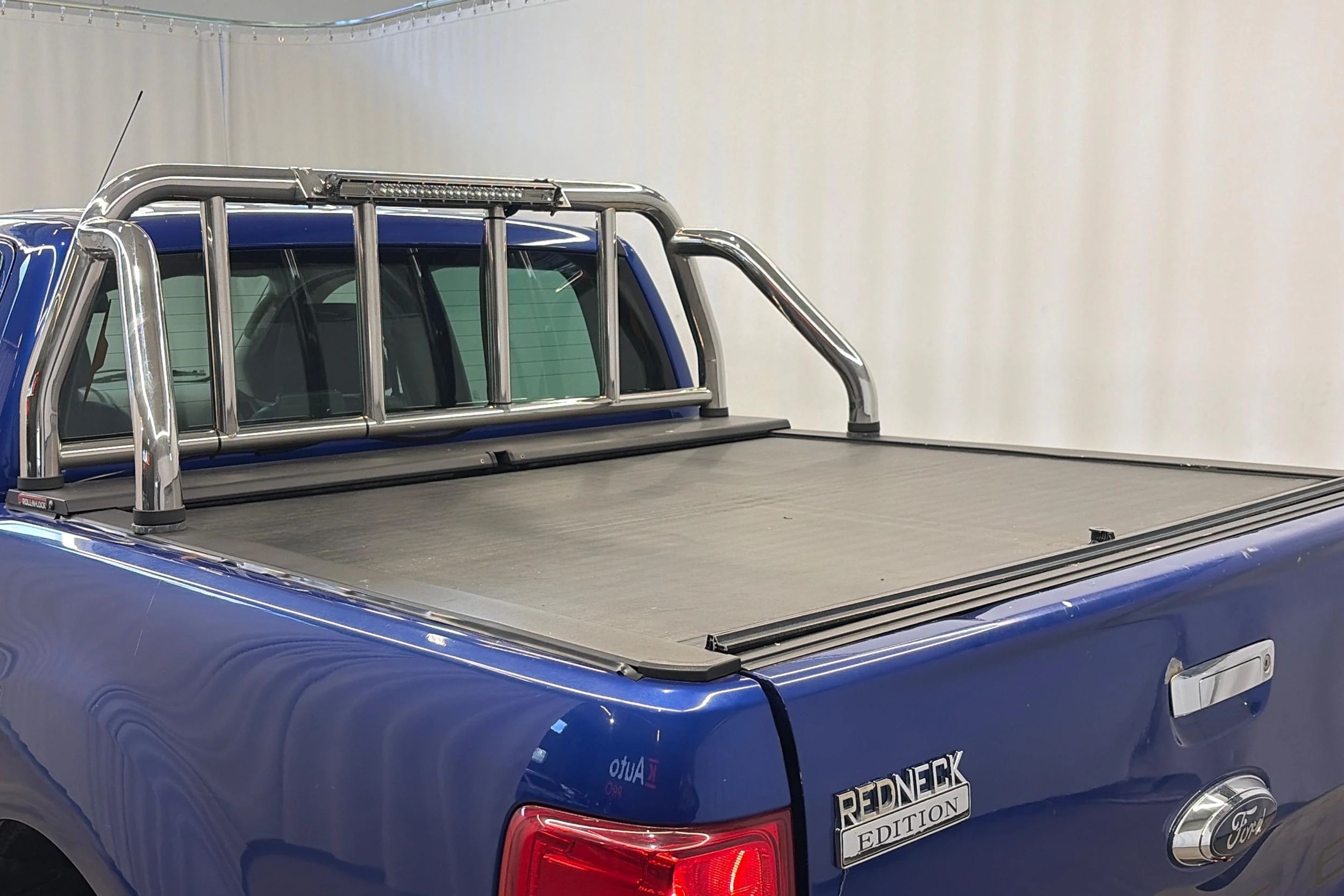 sininen Ford Ranger 2013 kuva 8.
