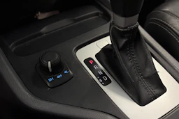 sininen Ford Ranger 2013 kuva 19.