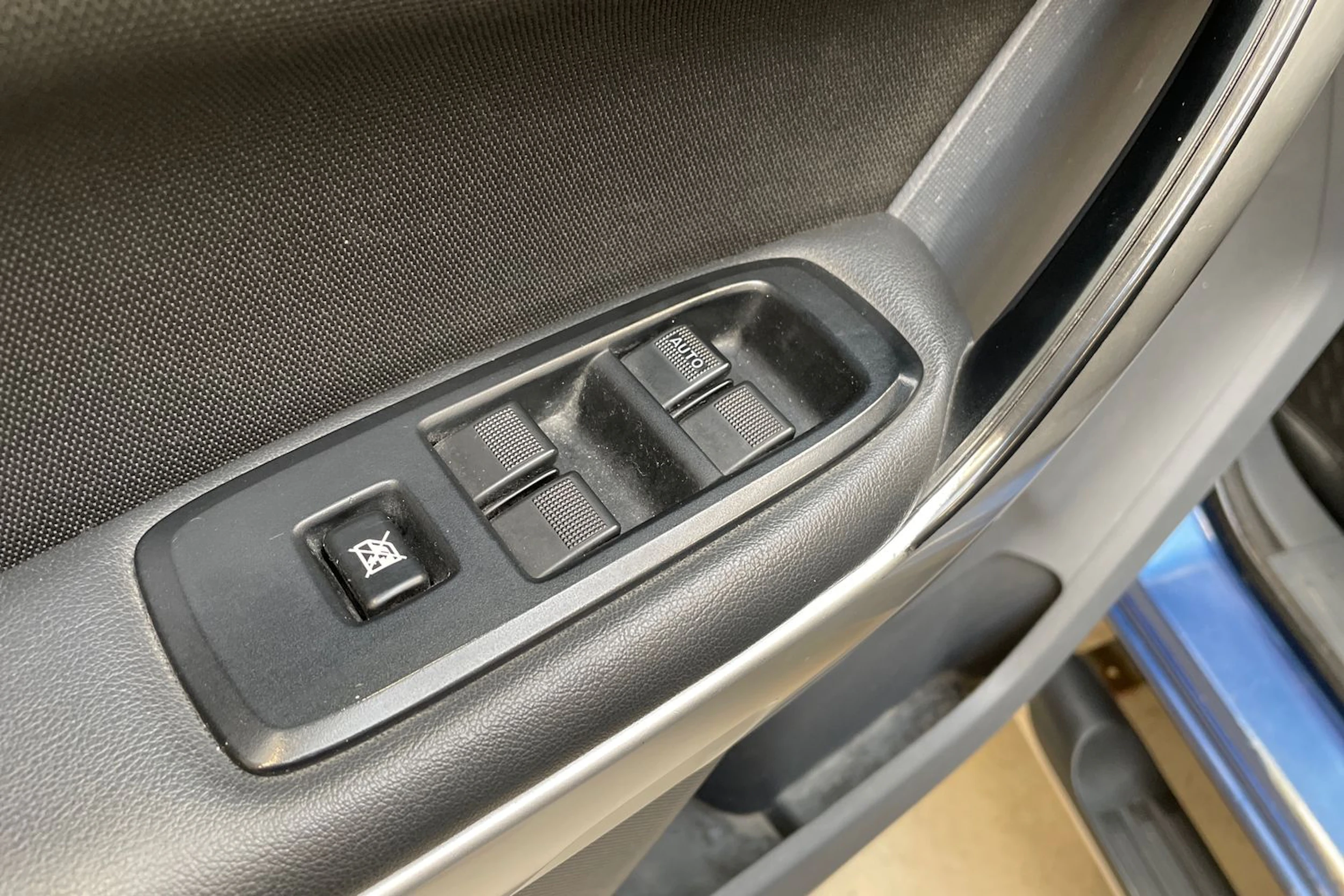 sininen Ford Ranger 2013 kuva 19.