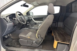 harmaa Ford Ranger 2013 kuva 6.