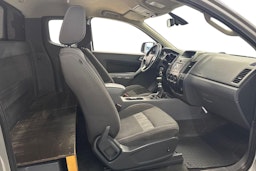 harmaa Ford Ranger 2013 kuva 7.