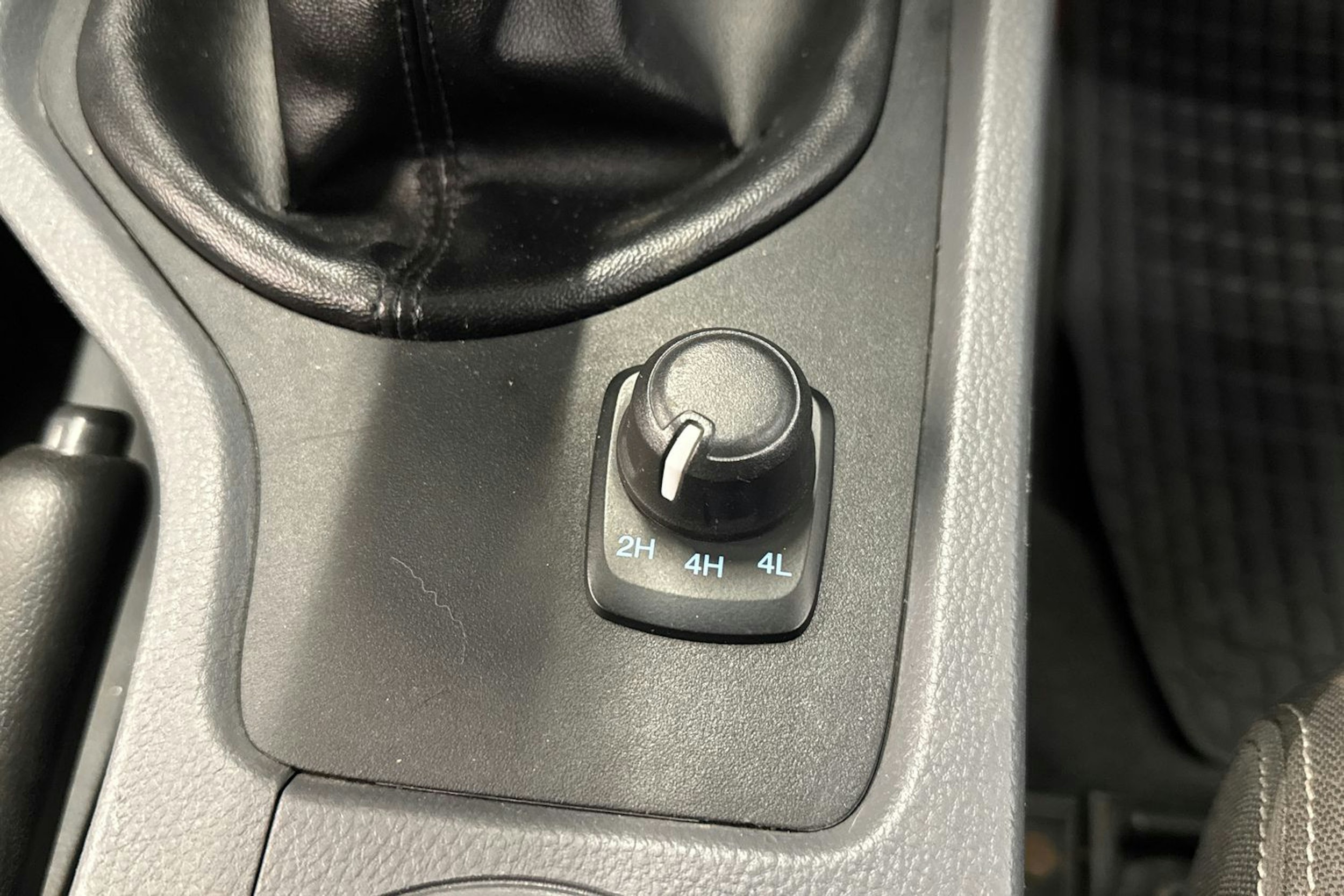 harmaa Ford Ranger 2013 kuva 18.