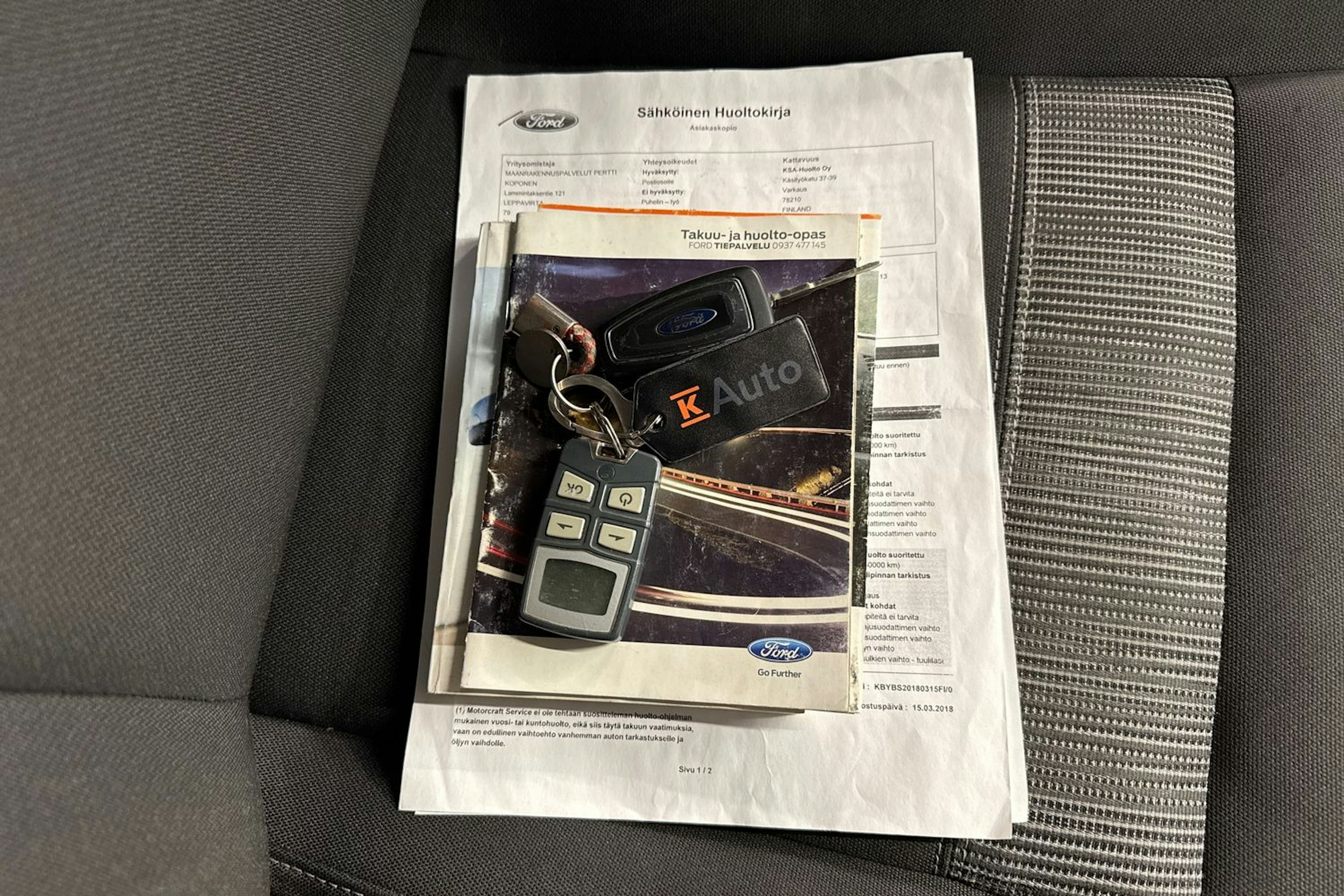 harmaa Ford Ranger 2013 kuva 21.