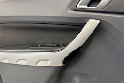 harmaa Ford Ranger 2013 kuva 34.