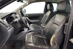 Musta Ford RANGER 2014 kuva 3.