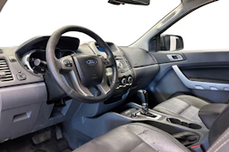 Musta Ford RANGER 2014 kuva 8.