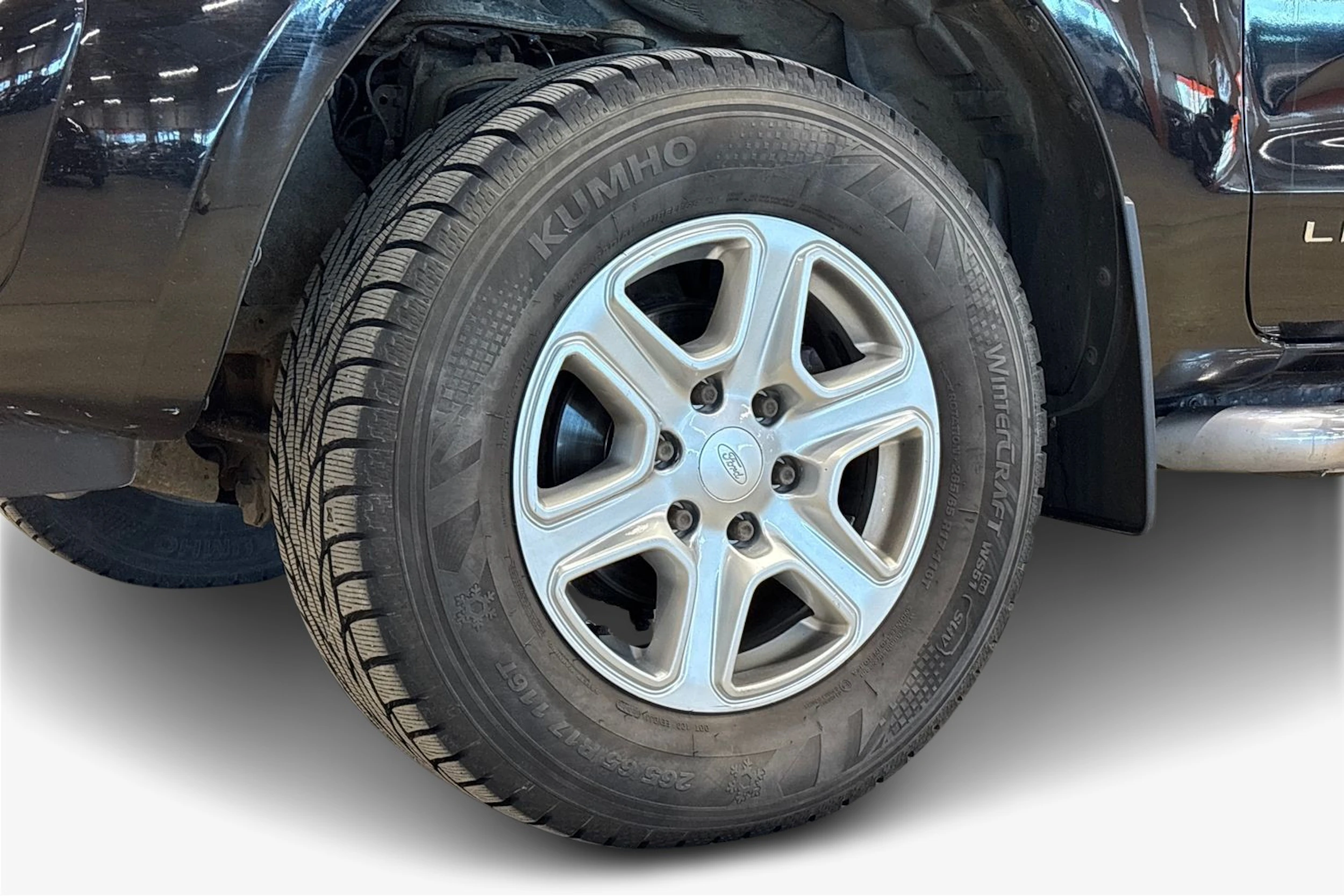 Musta Ford RANGER 2014 kuva 11.