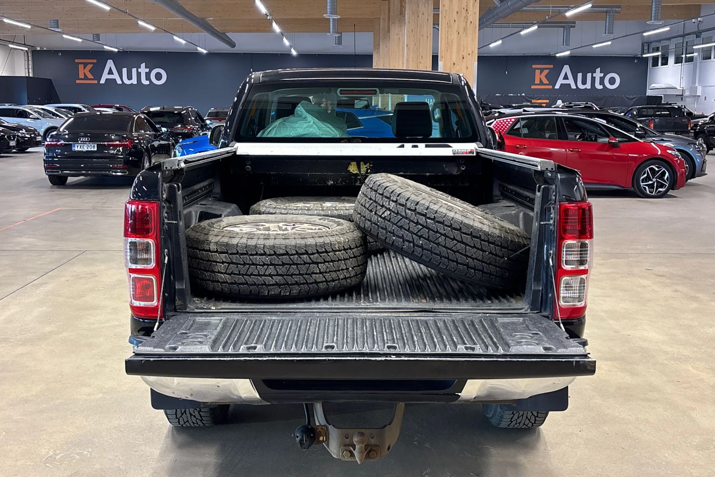 Musta Ford RANGER 2014 kuva 22.