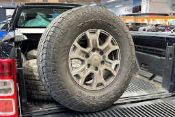 Musta Ford RANGER 2014 kuva 26.