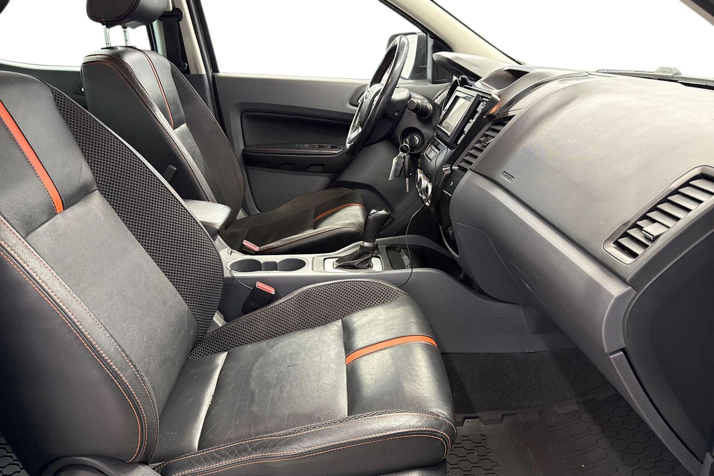 harmaa Ford Ranger 2014 kuva 9.