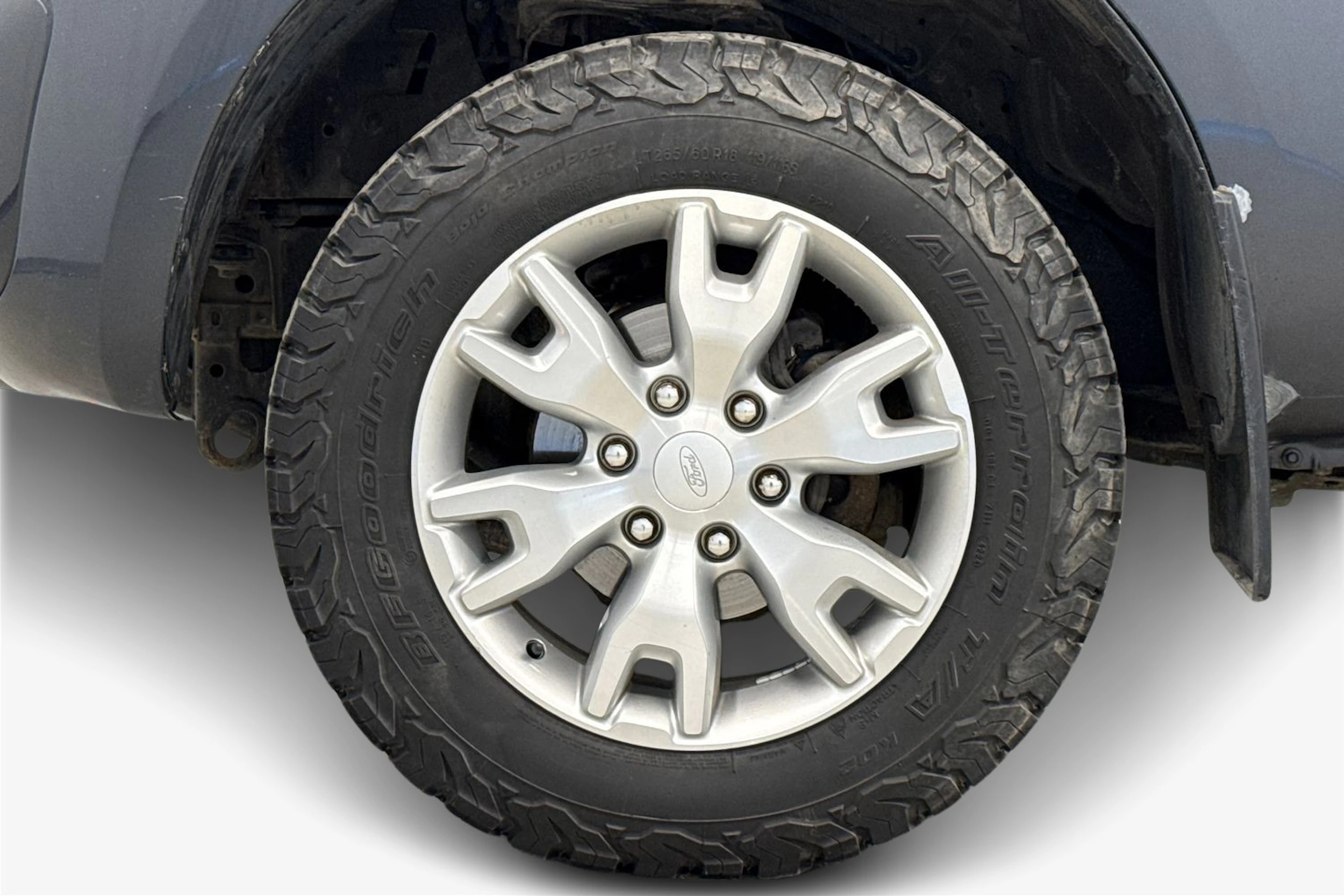 harmaa Ford Ranger 2014 kuva 12.