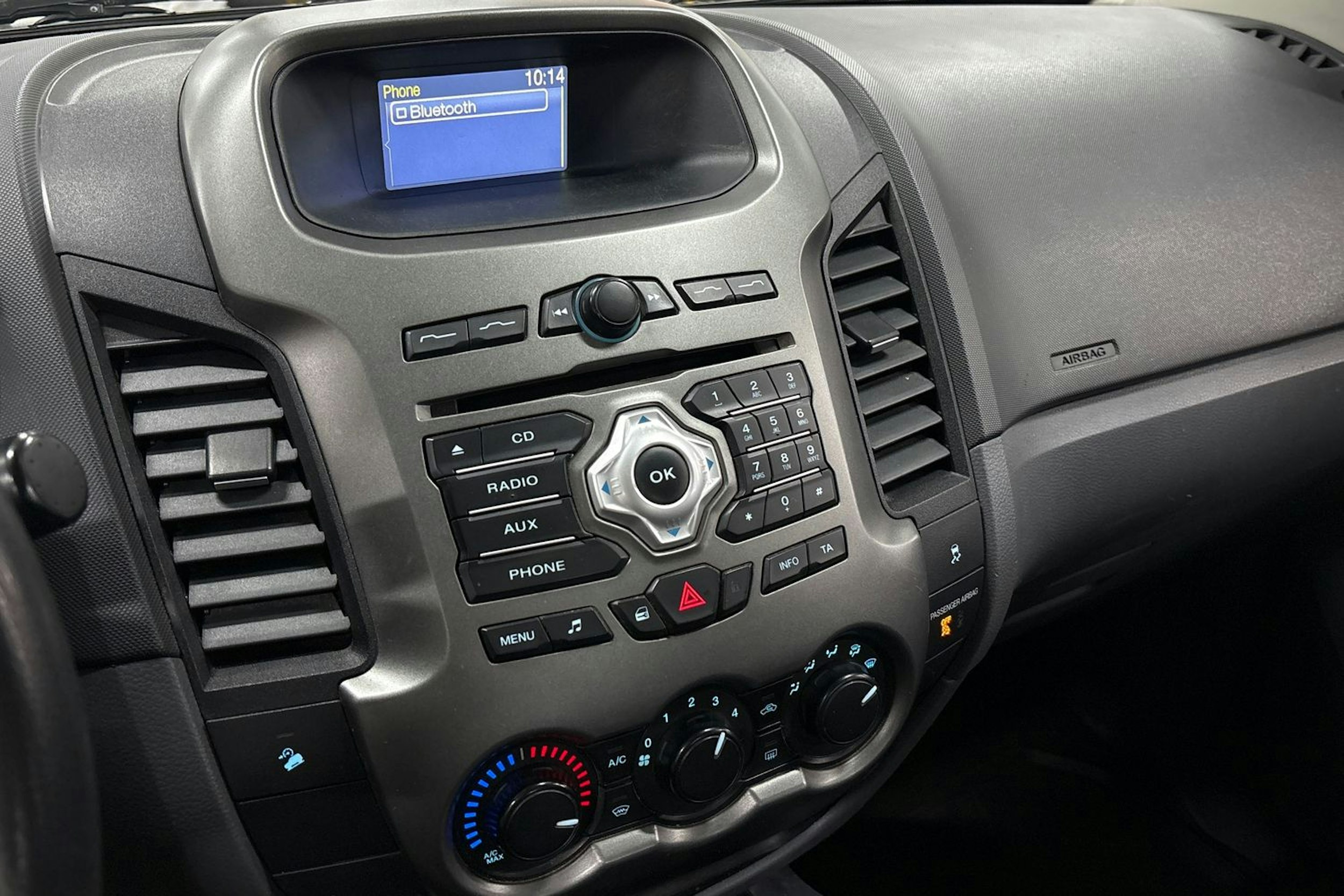 Valkoinen Ford RANGER 2014 kuva 15.