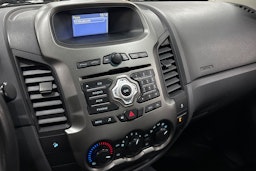 Valkoinen Ford RANGER 2014 kuva 15.