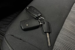 Valkoinen Ford RANGER 2014 kuva 17.