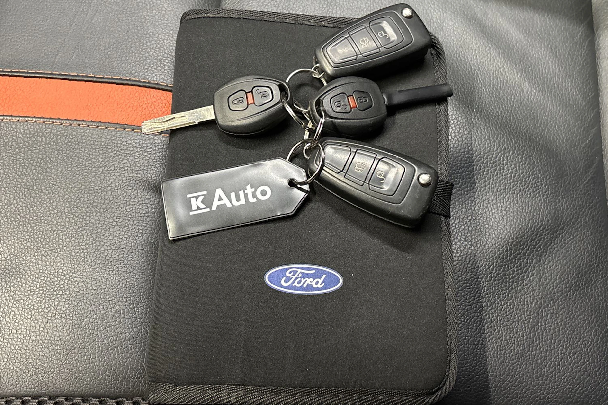 valkoinen Ford Ranger 2014 kuva 28.