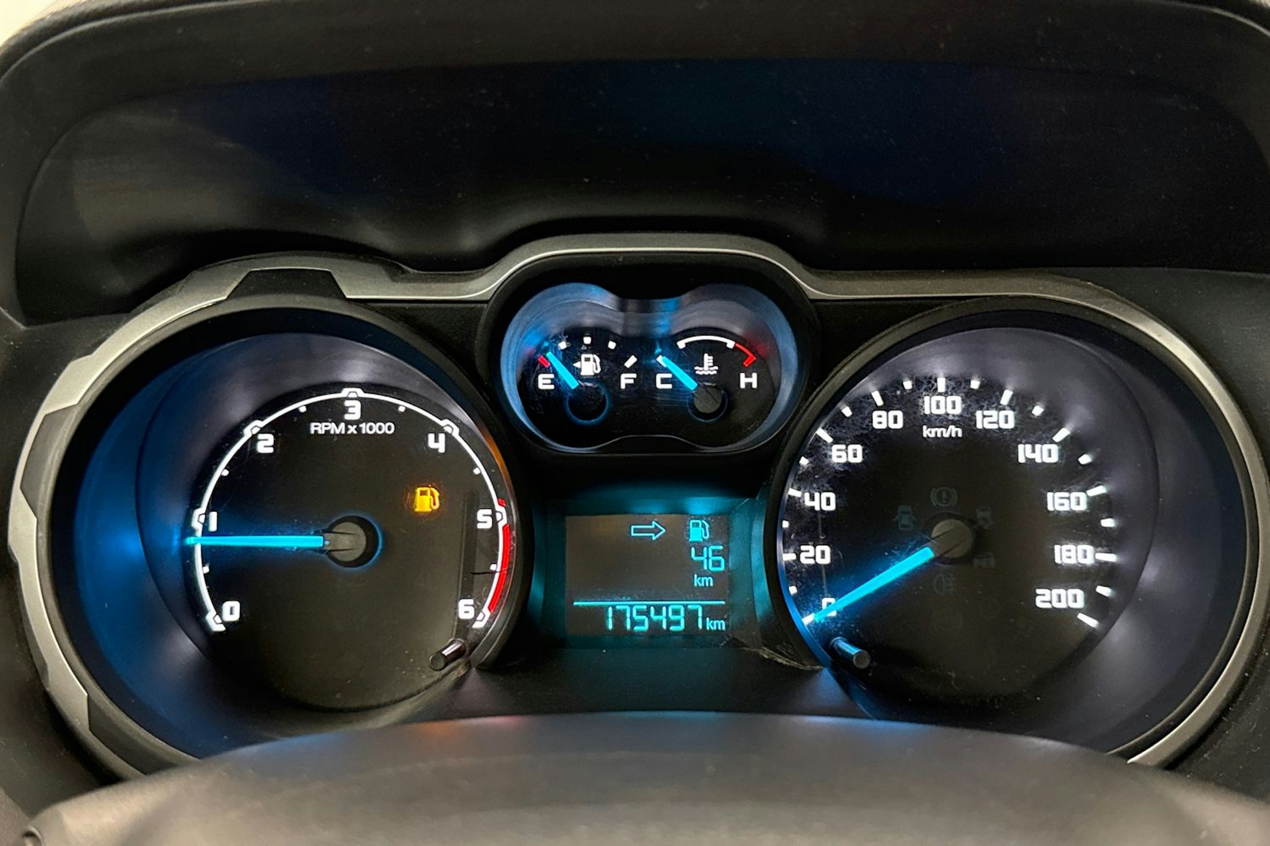 harmaa Ford Ranger 2015 kuva 17.