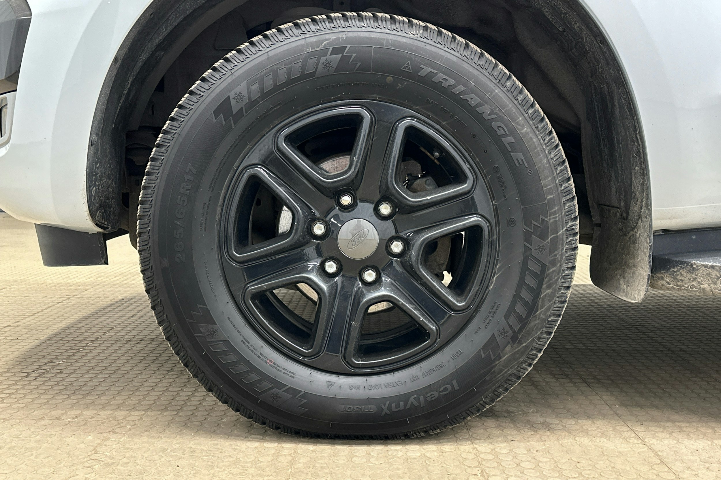 valkoinen Ford Ranger 2016 kuva 21.