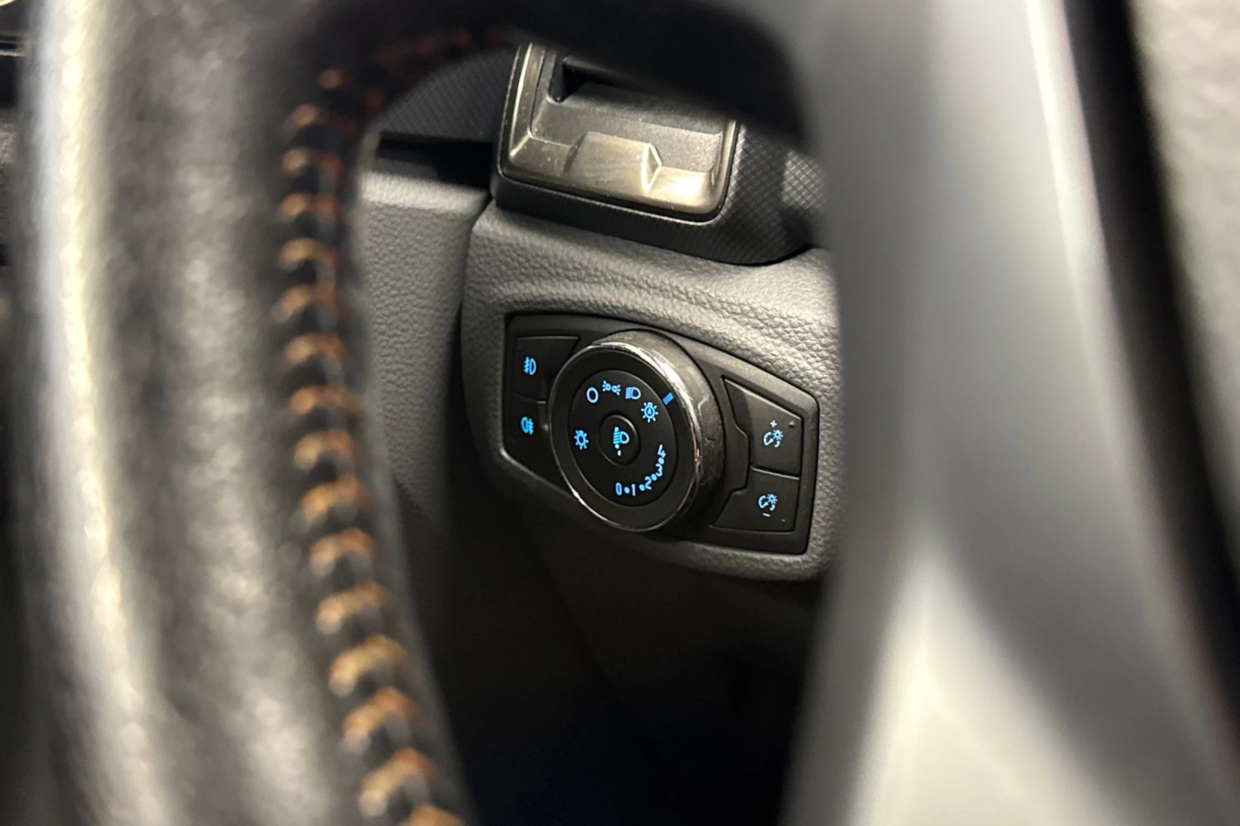 harmaa Ford Ranger 2016 kuva 24.