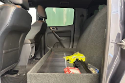 harmaa Ford Ranger 2016 kuva 26.
