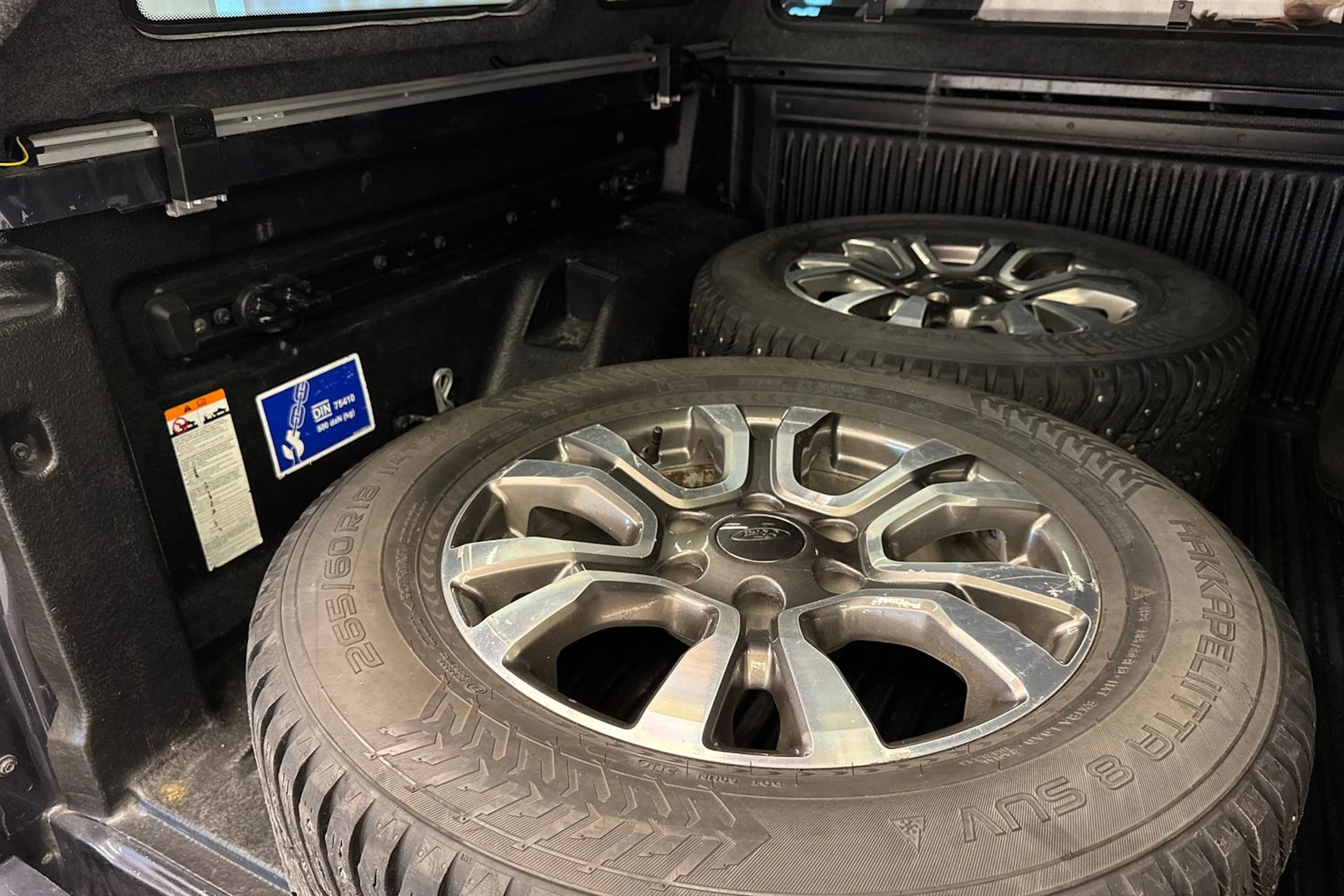 harmaa Ford Ranger 2016 kuva 29.