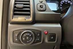 valkoinen Ford Ranger 2016 kuva 18.