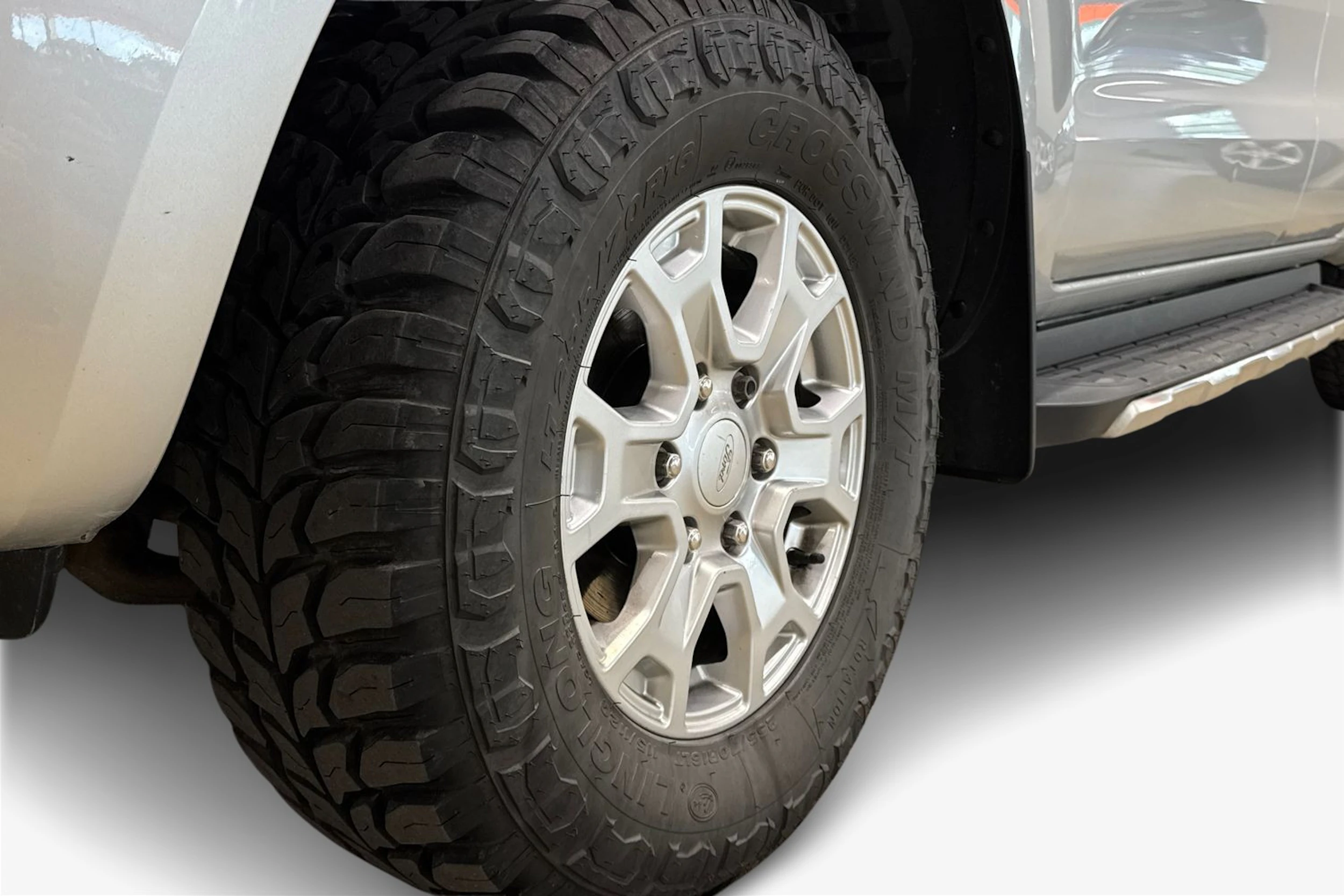 harmaa Ford Ranger 2016 kuva 12.