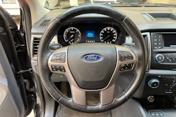 musta Ford Ranger 2016 kuva 16.