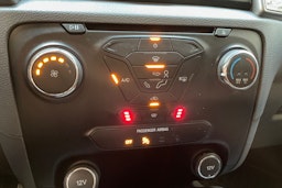 musta Ford Ranger 2016 kuva 22.