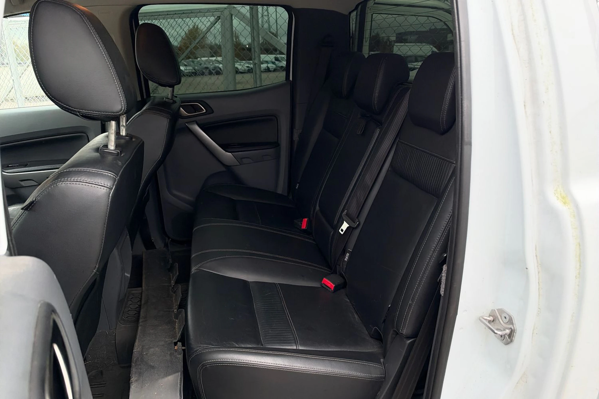 valkoinen Ford Ranger 2016 kuva 4.