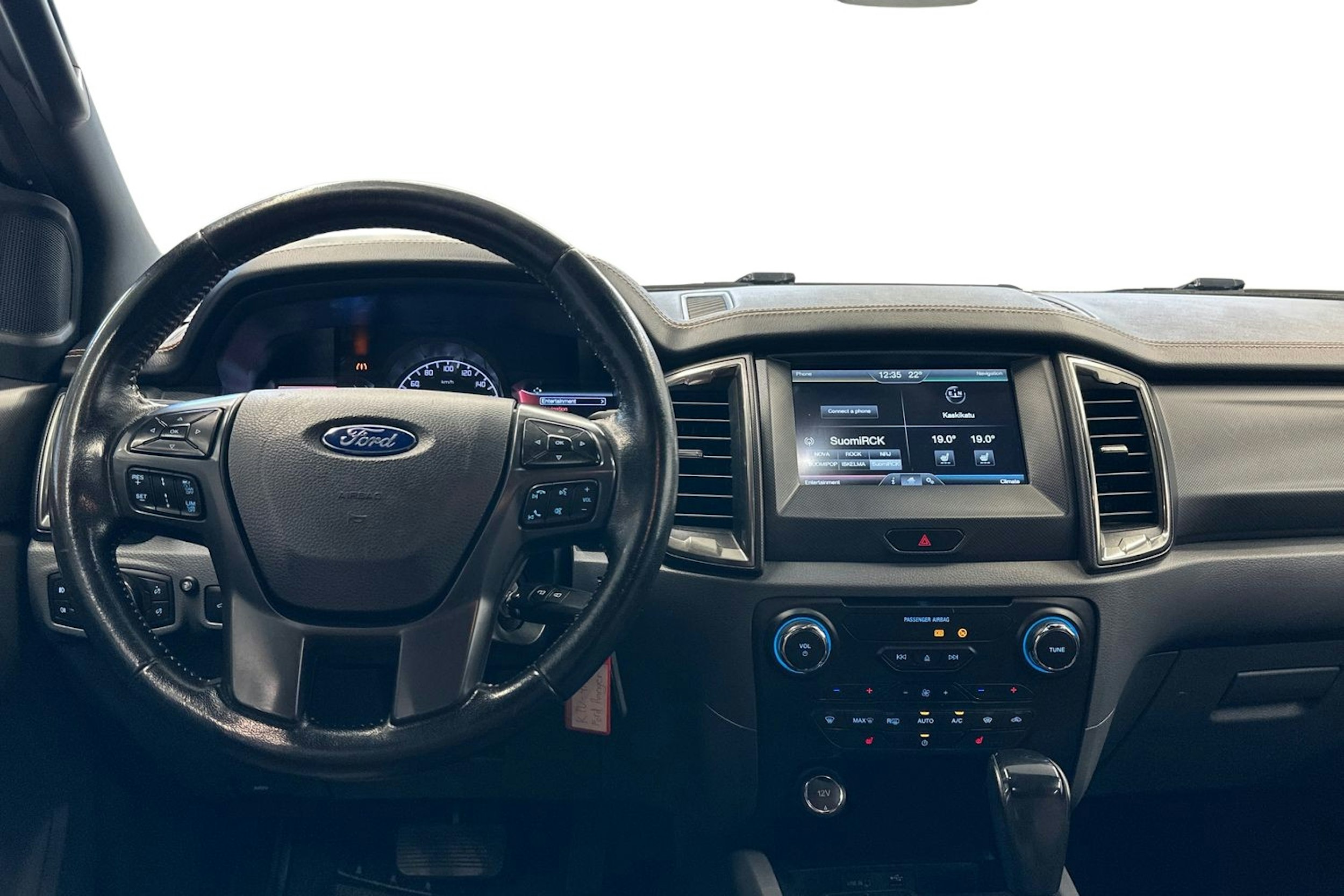 valkoinen Ford Ranger 2016 kuva 7.
