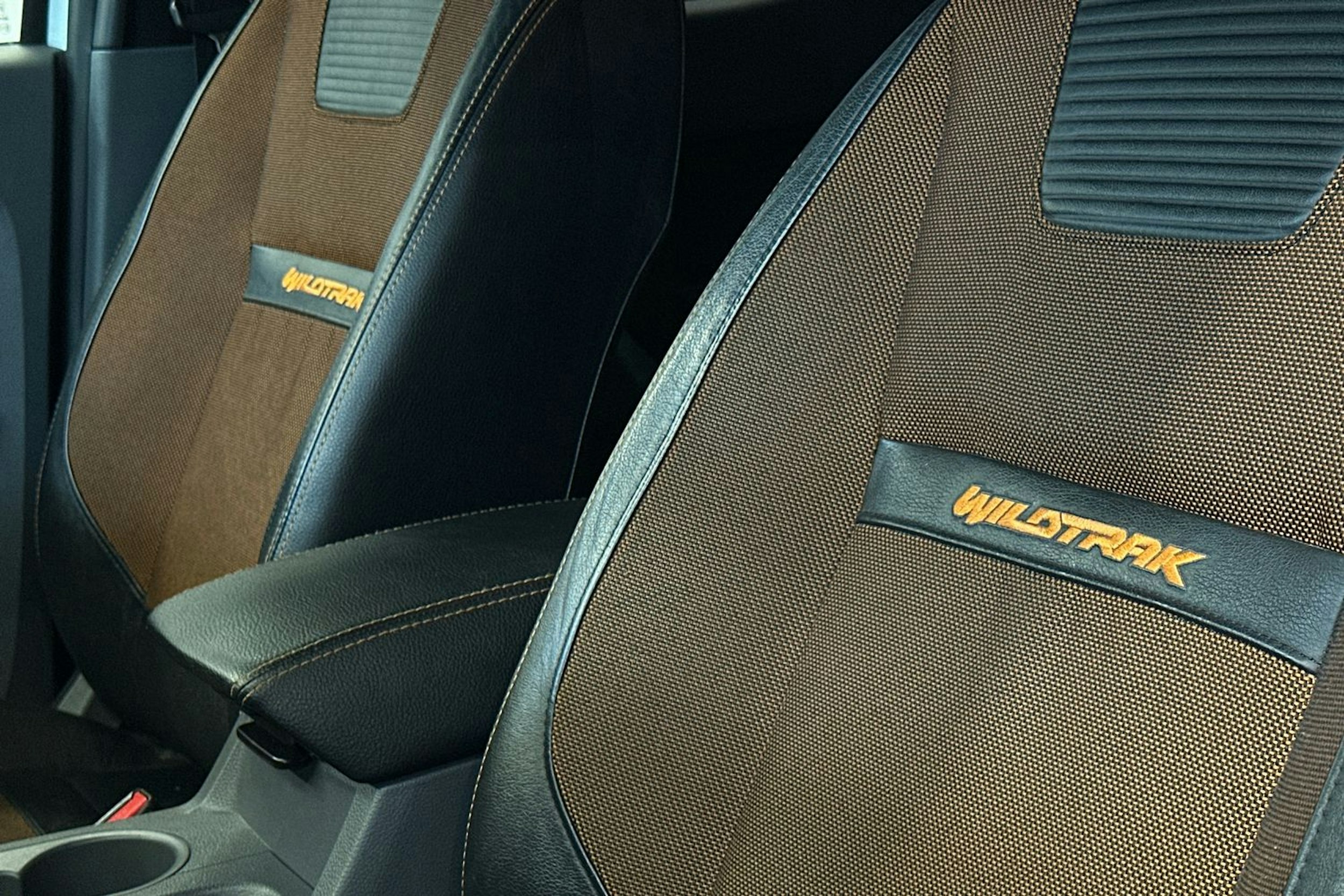 valkoinen Ford Ranger 2016 kuva 23.