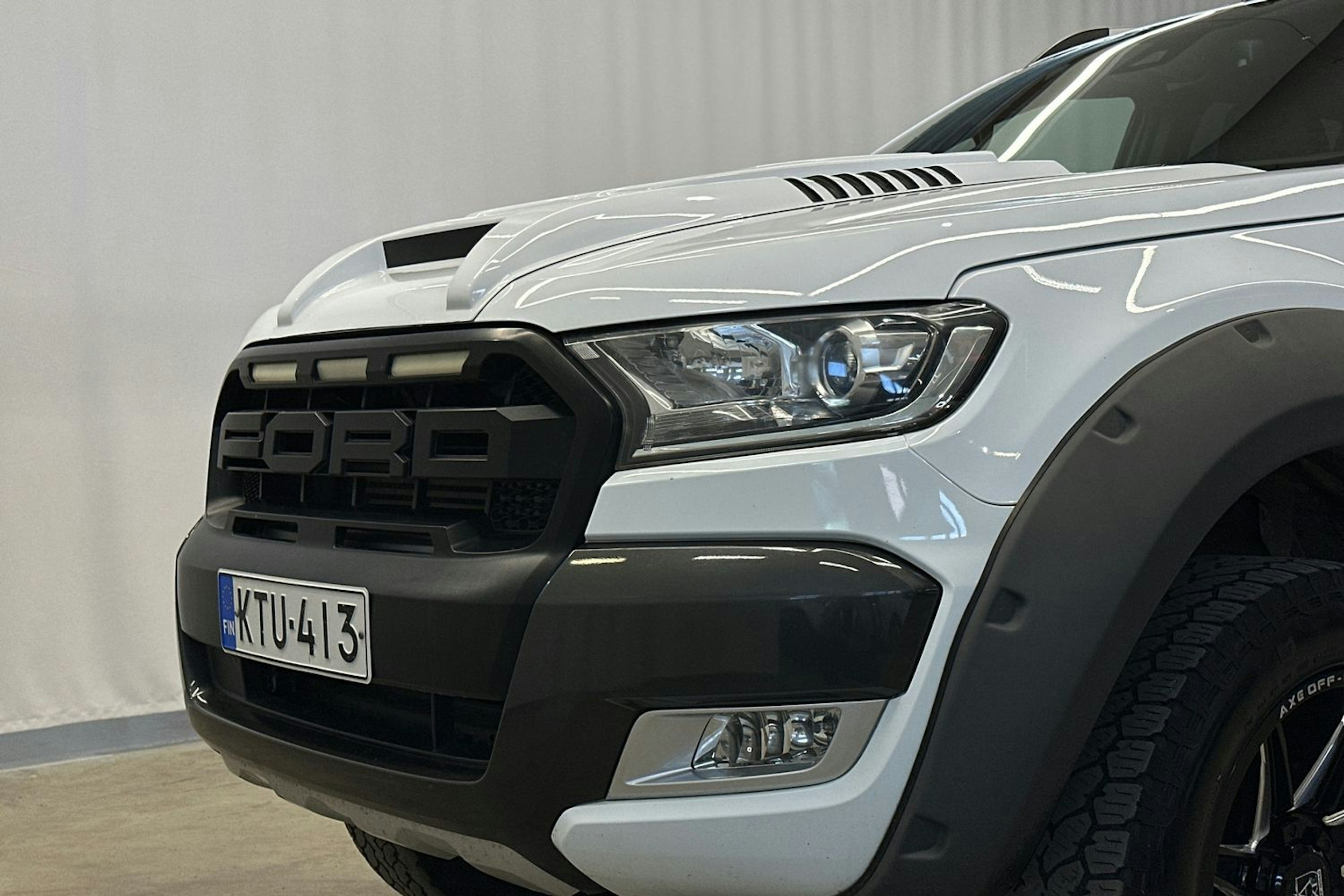 valkoinen Ford Ranger 2016 kuva 28.