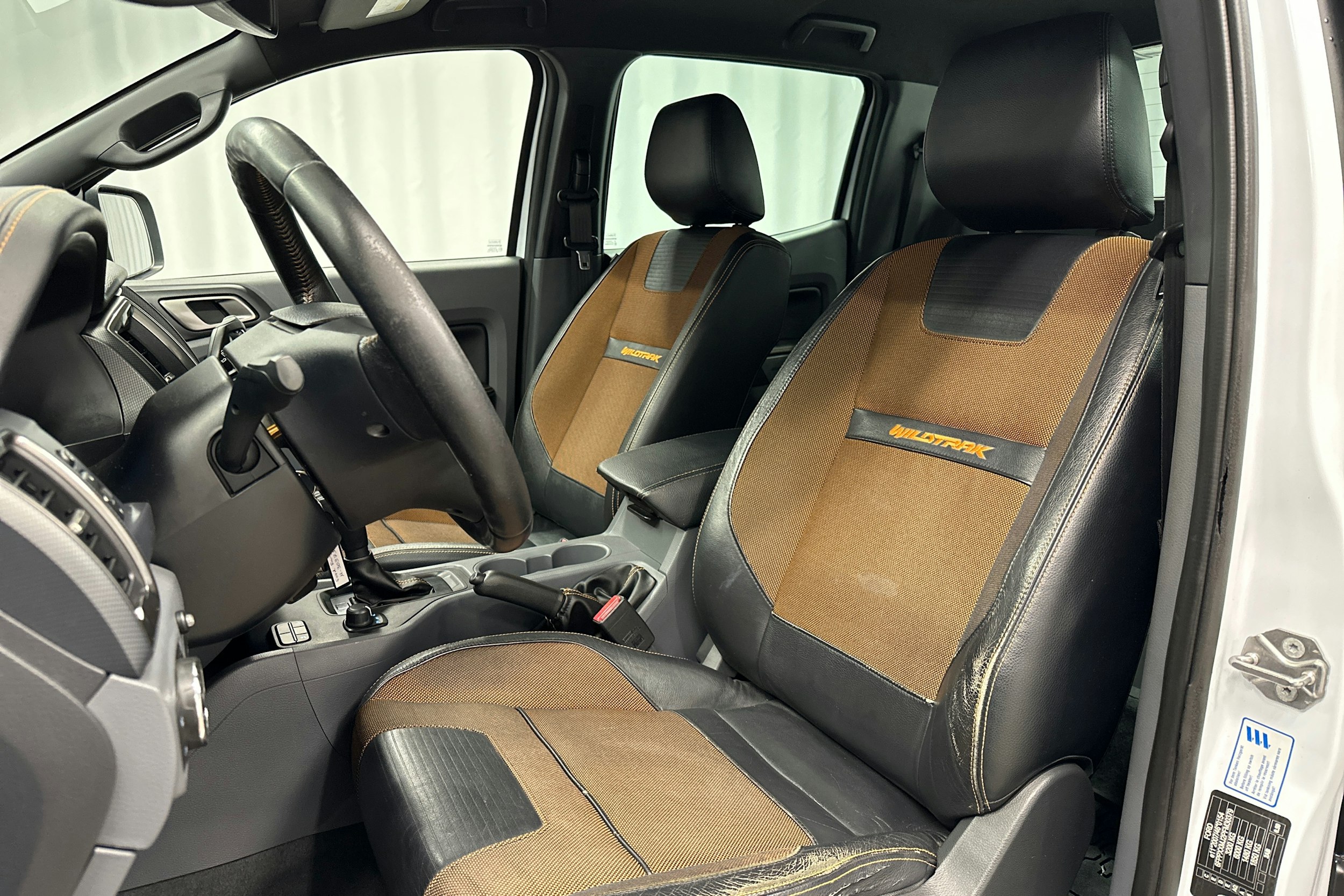 valkoinen Ford Ranger 2016 kuva 11.