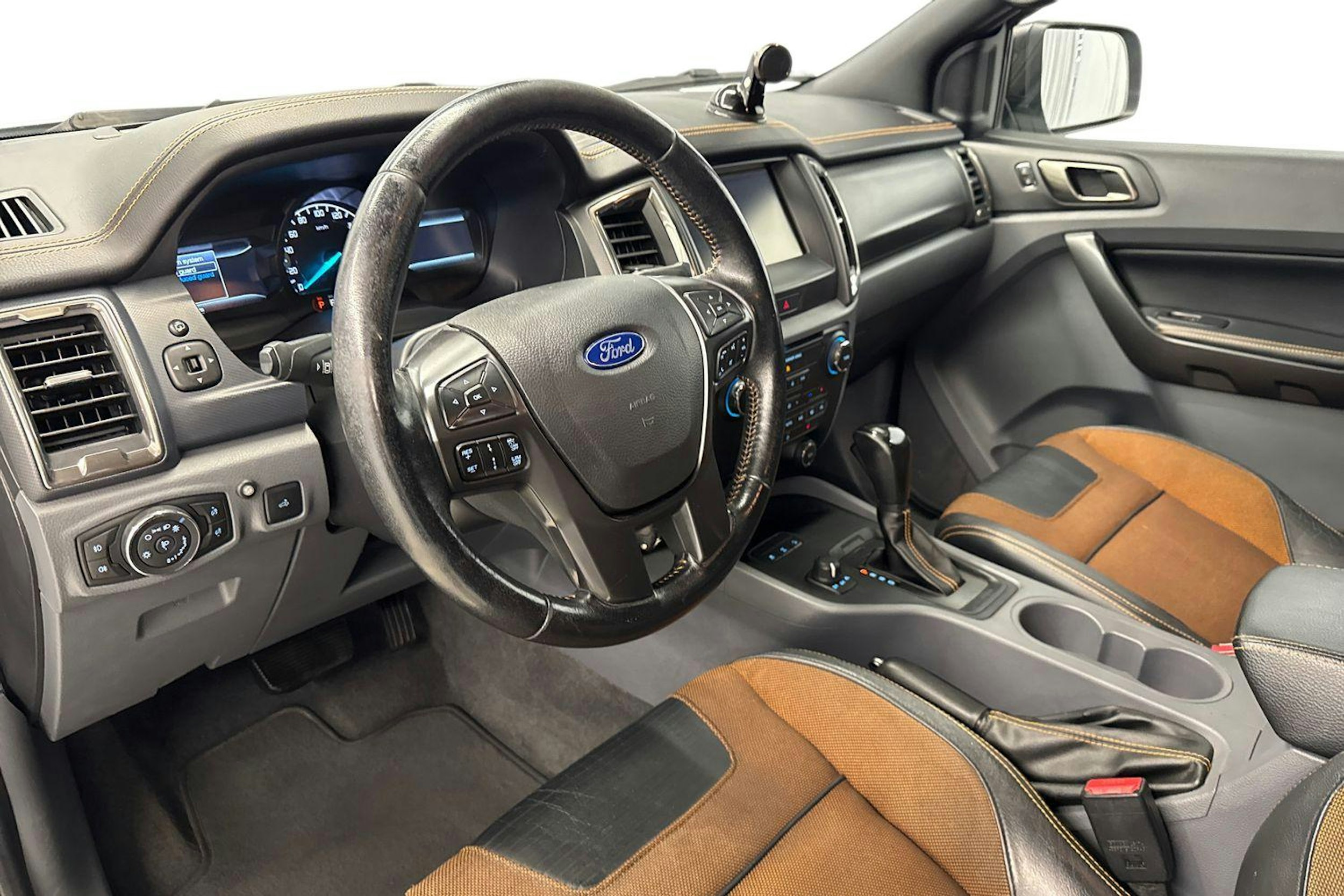 valkoinen Ford Ranger 2016 kuva 6.