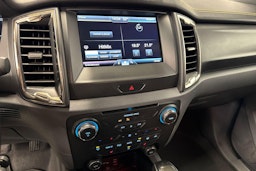 valkoinen Ford Ranger 2016 kuva 7.