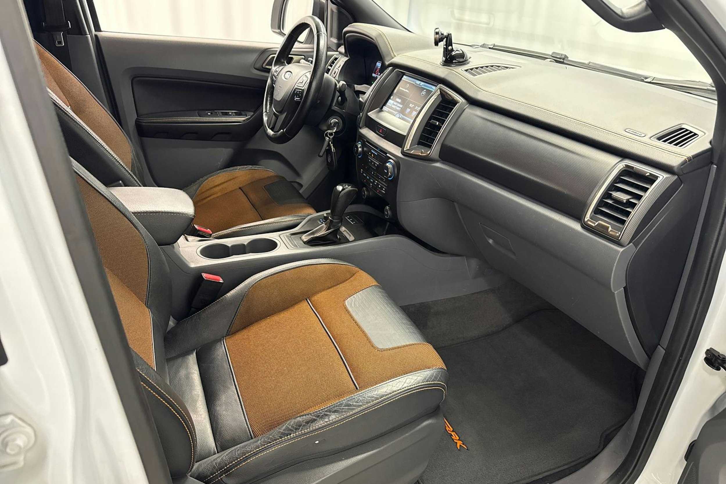 valkoinen Ford Ranger 2016 kuva 10.