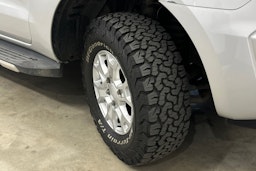 harmaa Ford Ranger 2016 kuva 21.