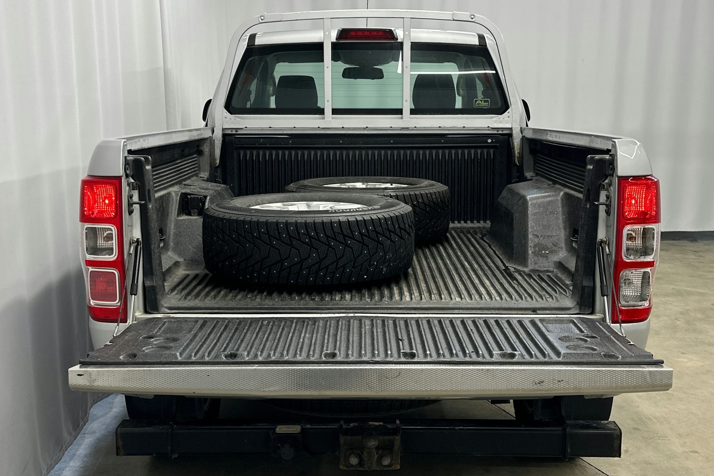 harmaa Ford Ranger 2016 kuva 24.