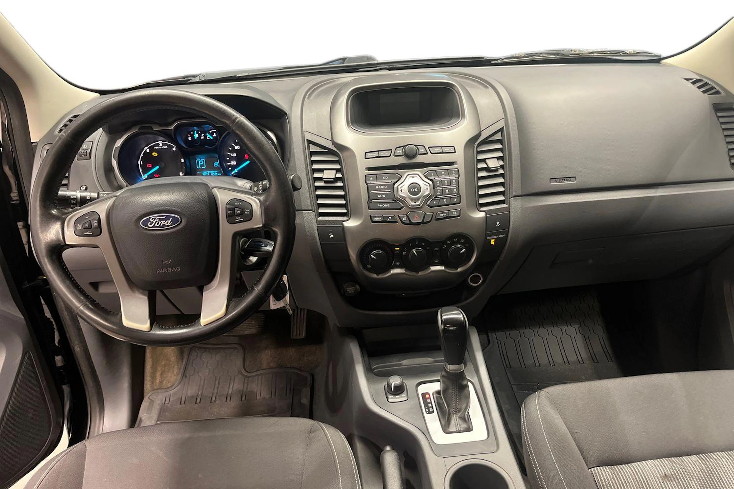 musta Ford Ranger 2016 kuva 9.