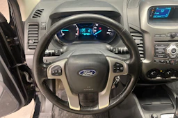 musta Ford Ranger 2016 kuva 17.
