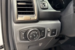 valkoinen Ford Ranger 2017 kuva 19.