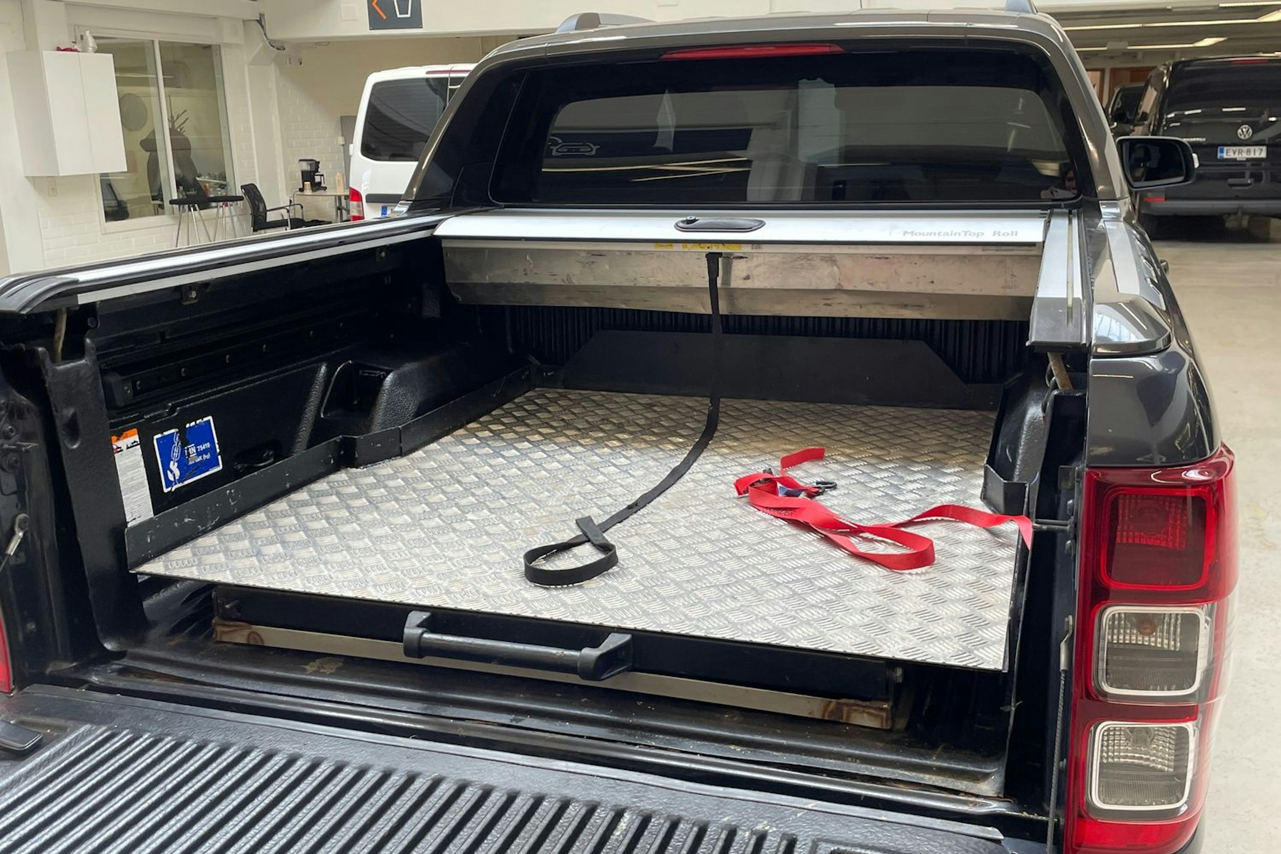 harmaa Ford Ranger 2017 kuva 12.