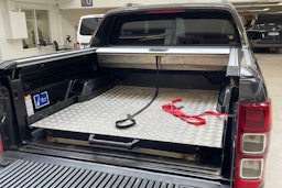 harmaa Ford Ranger 2017 kuva 12.