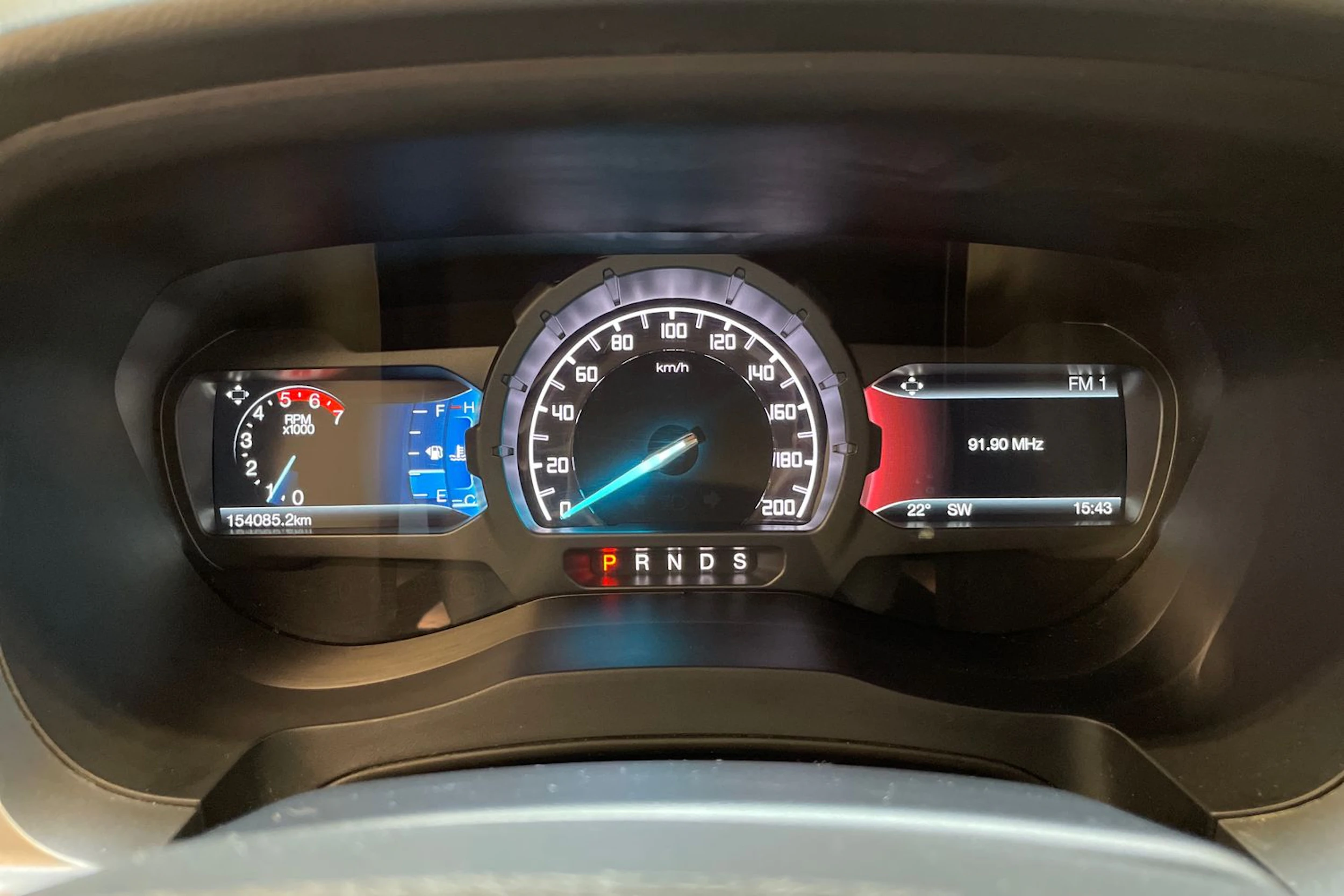 punainen Ford Ranger 2017 kuva 19.