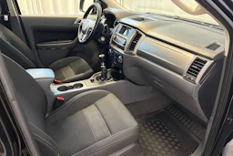 musta Ford Ranger 2017 kuva 15.